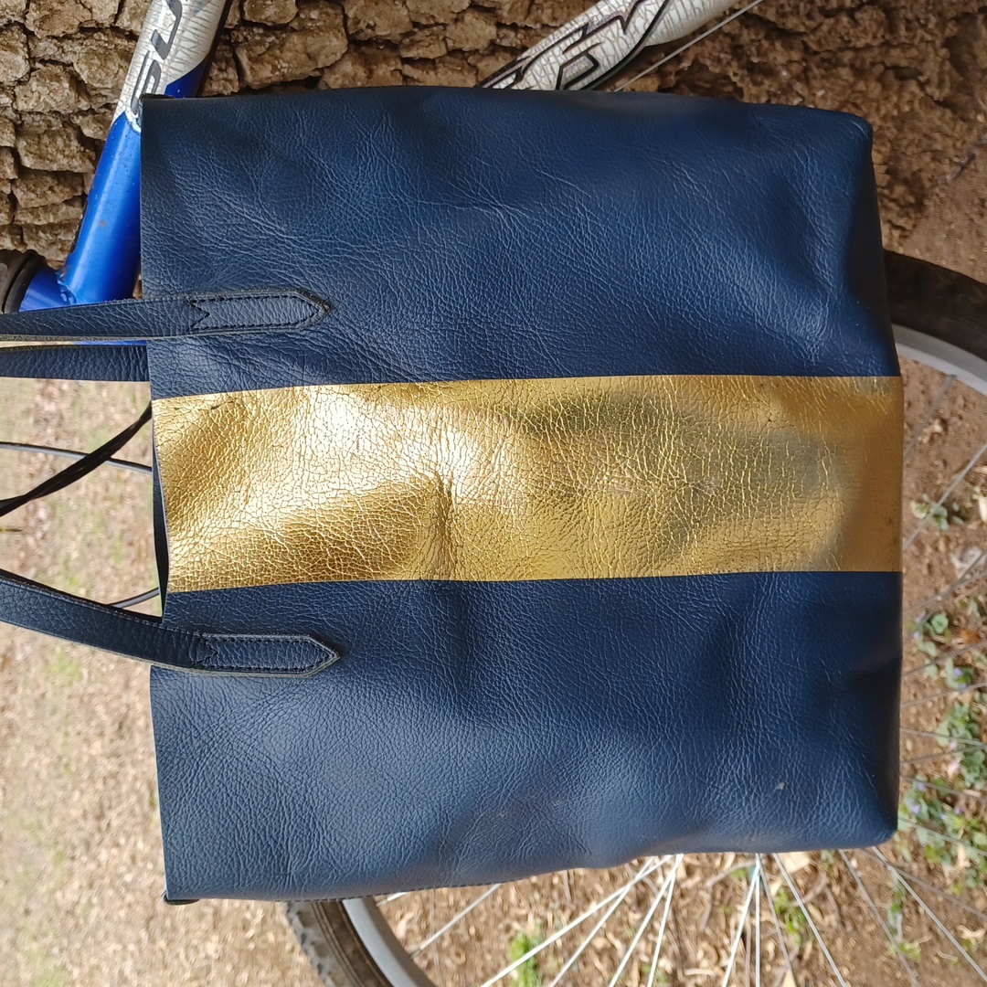 Large Tote.